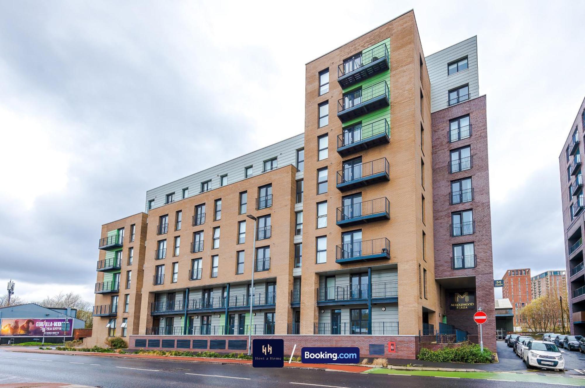 Modern 2 Bed Apartment With Balcony By Host A Home Manchester Luaran gambar